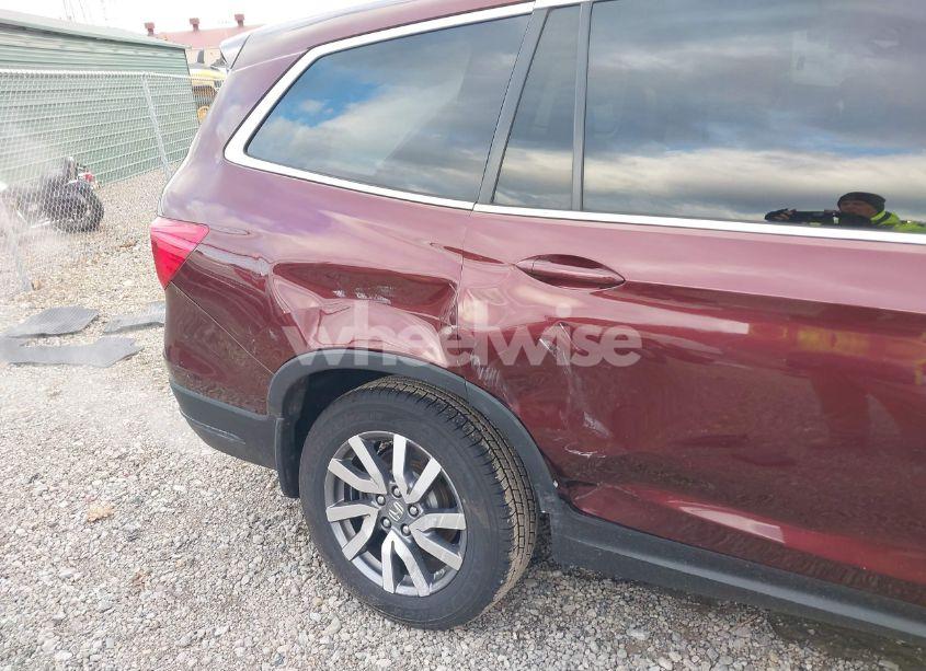 Photo 6 of 2021 Honda Pilot AWD EX-L (VIN 5FNYF6H5XMB055146)
