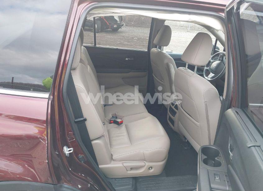 Photo 8 of 2021 Honda Pilot AWD EX-L (VIN 5FNYF6H5XMB055146)