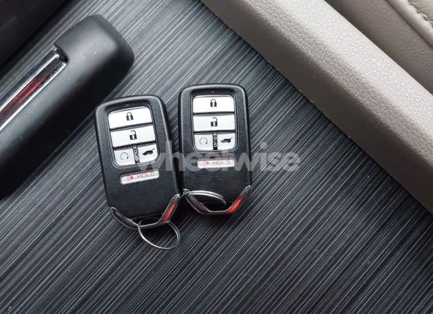 Photo 11 of 2016 Honda Pilot EX-L (VIN 5FNYF6H60GB087116)