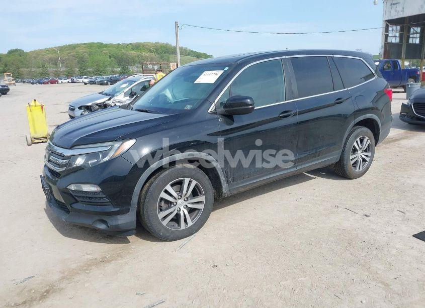 Photo 2 of 2017 Honda Pilot EX-L (VIN 5FNYF6H60HB075761)