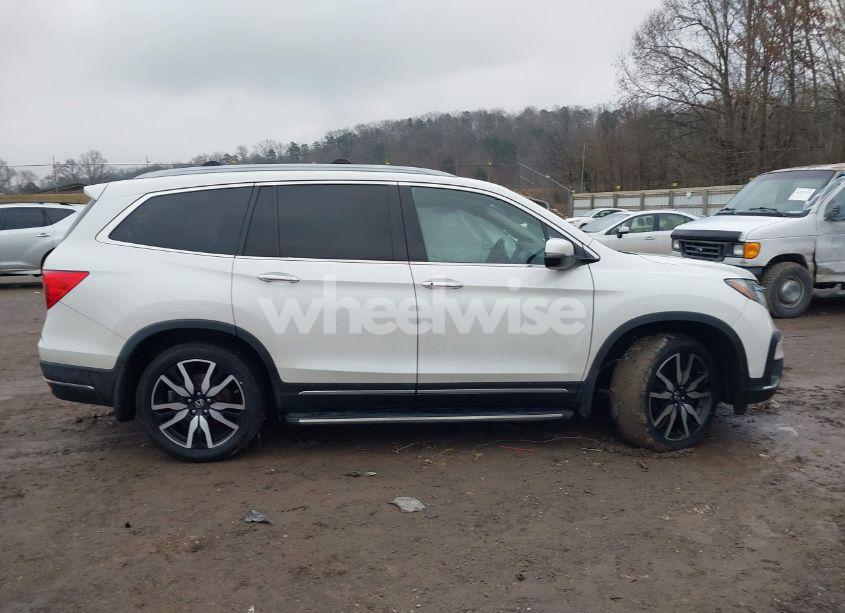 Photo 13 of 2019 Honda Pilot TOURING (VIN 5FNYF6H60KB038331)
