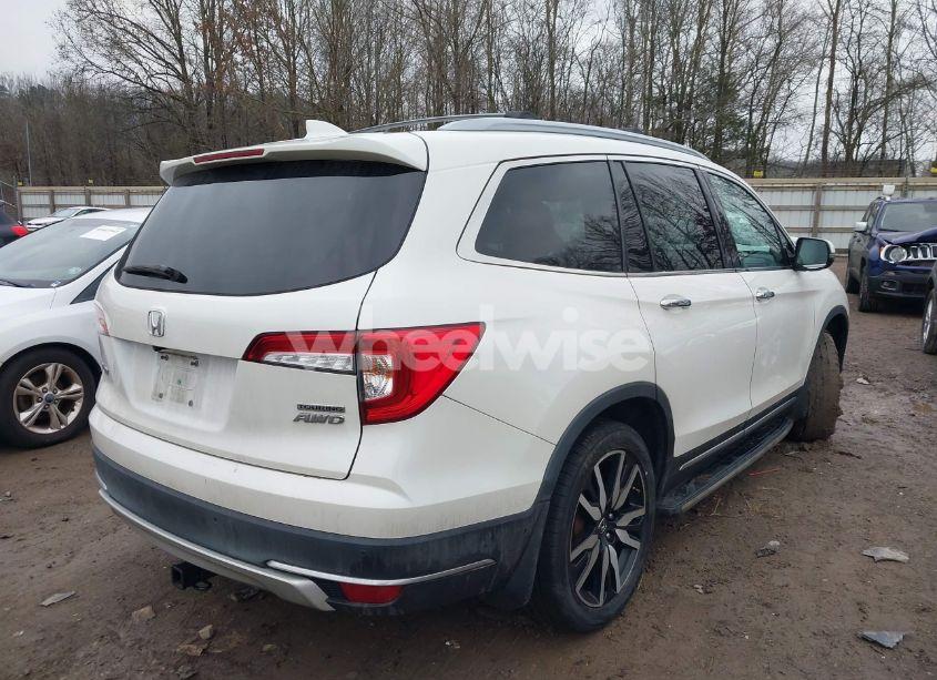 Photo 4 of 2019 Honda Pilot TOURING (VIN 5FNYF6H60KB038331)