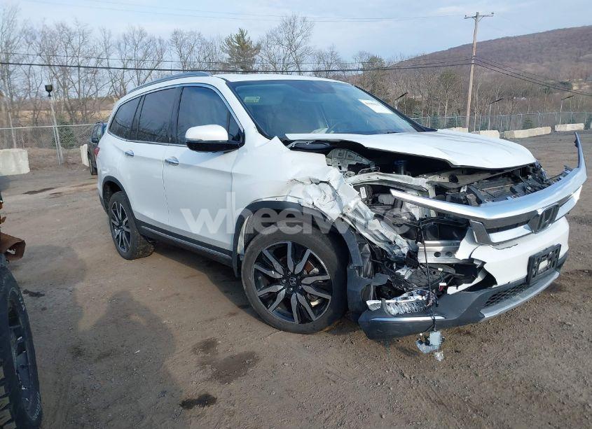 2021 Honda Pilot AWD TOURING 7 PASSENGER (VIN 5FNYF6H60MB037909) main photo