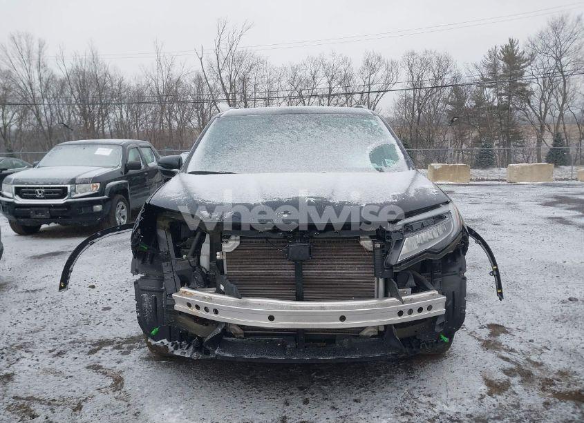 Photo 13 of 2022 Honda Pilot AWD TOURING 7 PASSENGER (VIN 5FNYF6H60NB005155)
