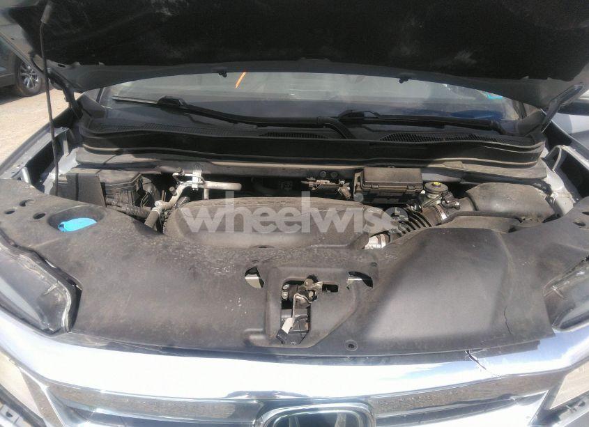 Photo 10 of 2022 Honda Pilot AWD TOURING 7 PASSENGER (VIN 5FNYF6H60NB013465)