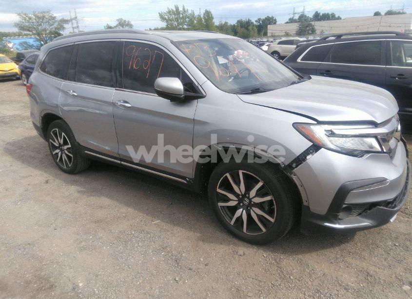 Photo 18 of 2022 Honda Pilot AWD TOURING 7 PASSENGER (VIN 5FNYF6H60NB013465)