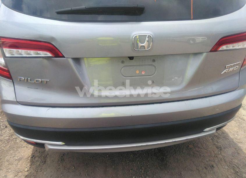 Photo 19 of 2022 Honda Pilot AWD TOURING 7 PASSENGER (VIN 5FNYF6H60NB013465)