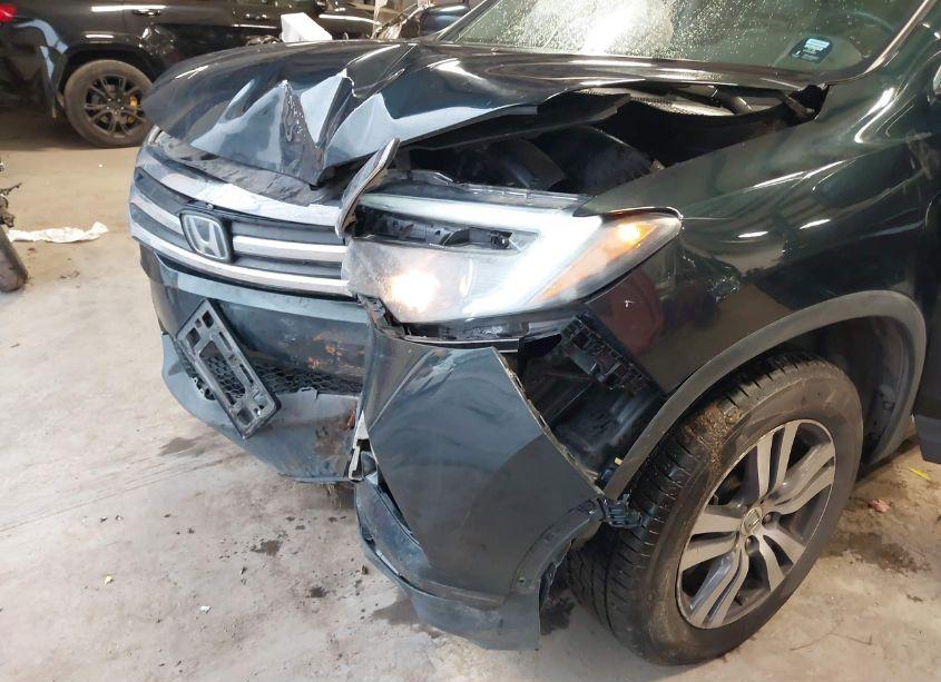 Photo 6 of 2016 Honda Pilot EX-L (VIN 5FNYF6H61GB096682)