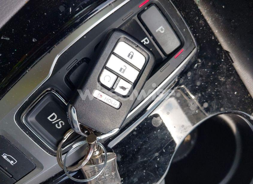 Photo 11 of 2019 Honda Pilot TOURING (VIN 5FNYF6H61KB067739)