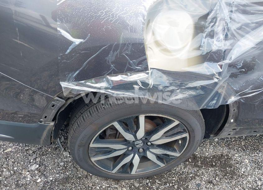 Photo 18 of 2019 Honda Pilot TOURING (VIN 5FNYF6H61KB067739)