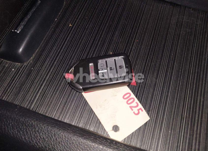 Photo 11 of 2018 Honda Pilot EX-L (VIN 5FNYF6H62JB018516)