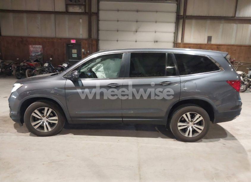 Photo 14 of 2018 Honda Pilot EX-L (VIN 5FNYF6H62JB018516)