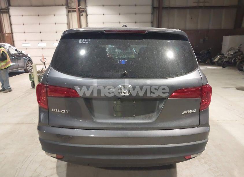 Photo 16 of 2018 Honda Pilot EX-L (VIN 5FNYF6H62JB018516)