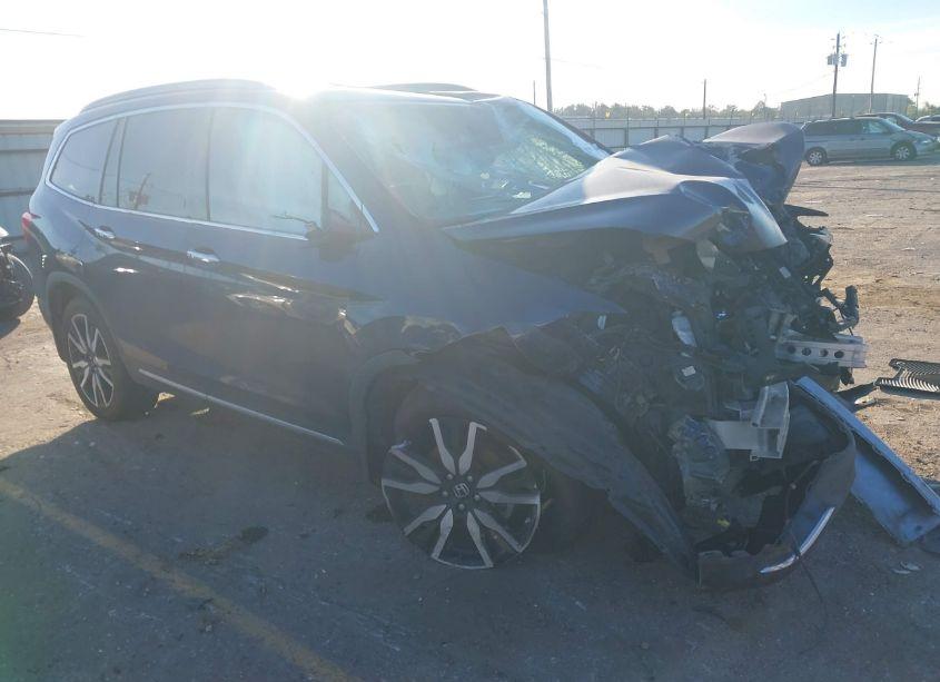 2019 Honda Pilot TOURING (VIN 5FNYF6H62KB030375) main photo