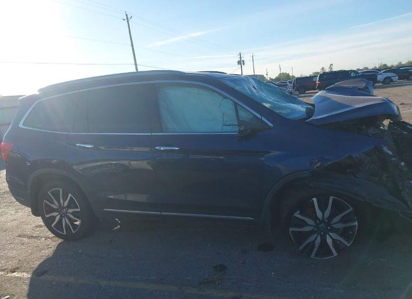 Photo 13 of 2019 Honda Pilot TOURING (VIN 5FNYF6H62KB030375)