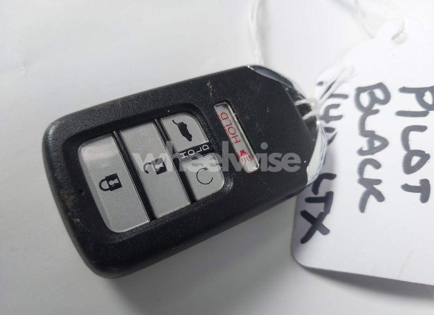 Photo 11 of 2019 Honda Pilot TOURING (VIN 5FNYF6H62KB098269)