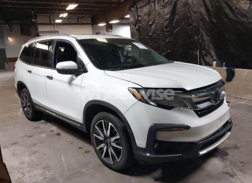2021 Honda Pilot AWD TOURING 7 PASSENGER (VIN 5FNYF6H62MB042724) main photo