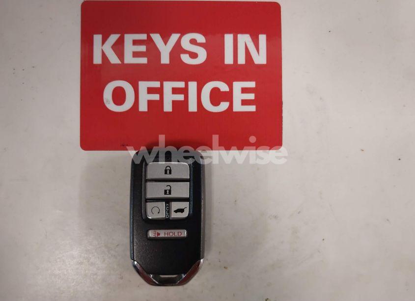 Photo 11 of 2021 Honda Pilot AWD TOURING 7 PASSENGER (VIN 5FNYF6H62MB042724)