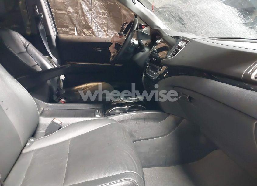 Photo 5 of 2021 Honda Pilot AWD TOURING 7 PASSENGER (VIN 5FNYF6H62MB042724)