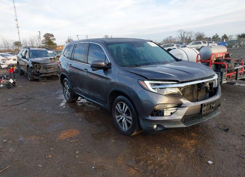 2016 Honda Pilot EX-L (VIN 5FNYF6H63GB098689) main photo