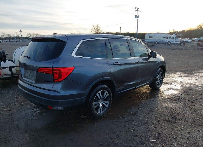 Photo 4 of 2016 Honda Pilot EX-L (VIN 5FNYF6H63GB098689)