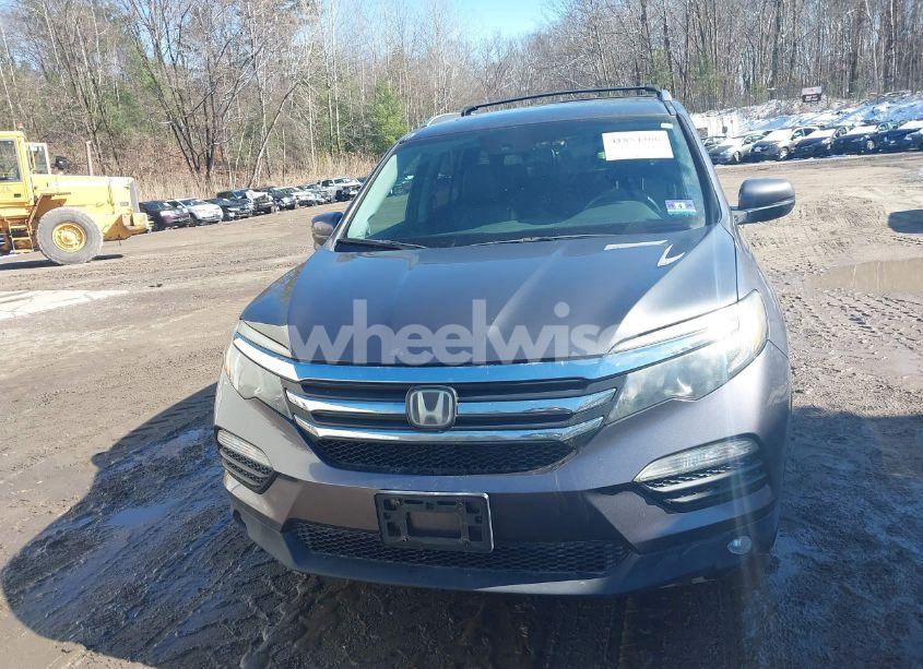 Photo 6 of 2017 Honda Pilot EX-L (VIN 5FNYF6H63HB027591)