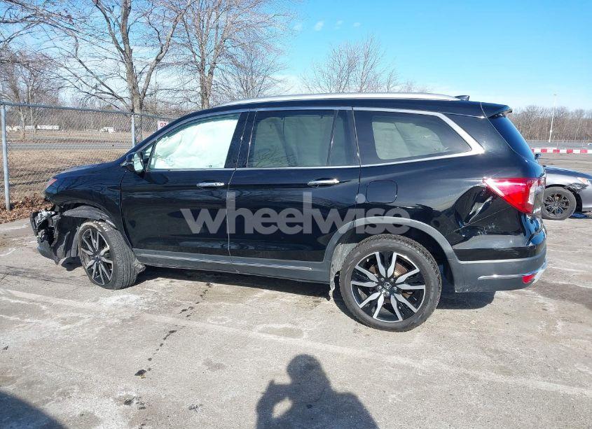 Photo 14 of 2022 Honda Pilot AWD TOURING 7 PASSENGER (VIN 5FNYF6H63NB006591)