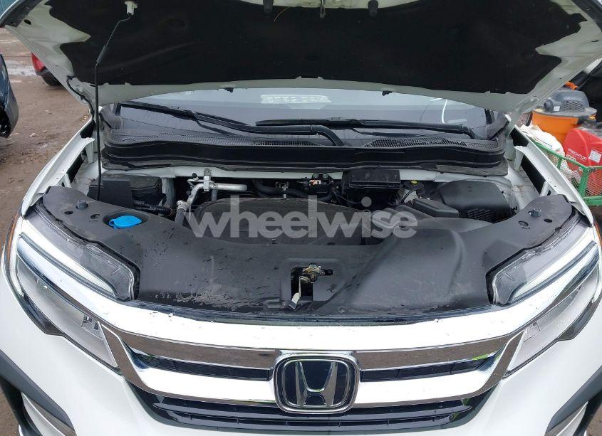 Photo 10 of 2022 Honda Pilot AWD TOURING 7 PASSENGER (VIN 5FNYF6H63NB086457)