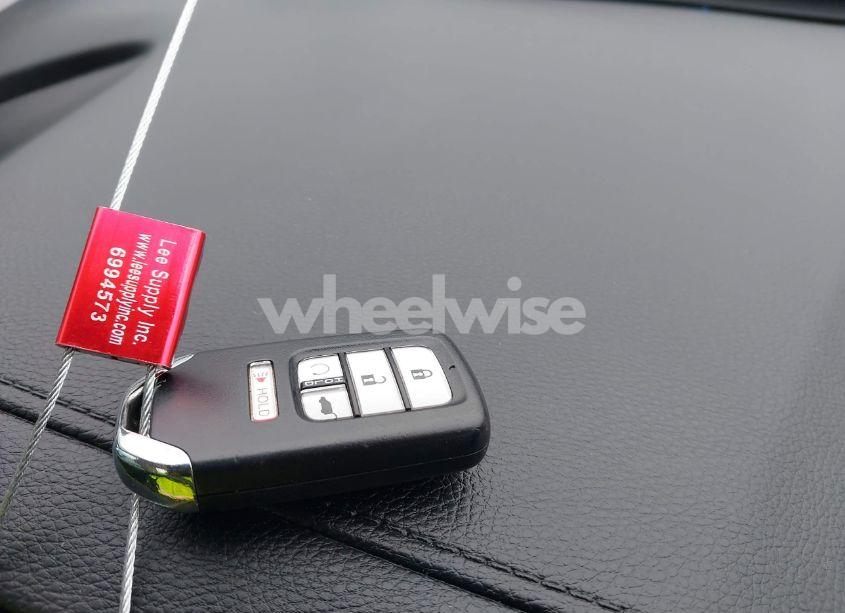 Photo 11 of 2022 Honda Pilot AWD TOURING 7 PASSENGER (VIN 5FNYF6H63NB086457)