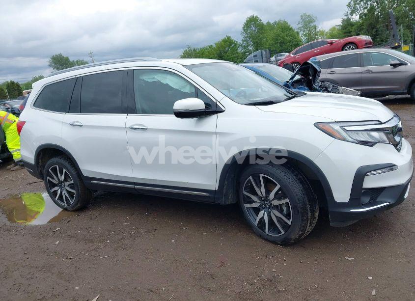 Photo 13 of 2022 Honda Pilot AWD TOURING 7 PASSENGER (VIN 5FNYF6H63NB086457)