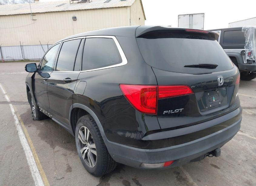 Photo 3 of 2017 Honda Pilot EX-L (VIN 5FNYF6H64HB006006)