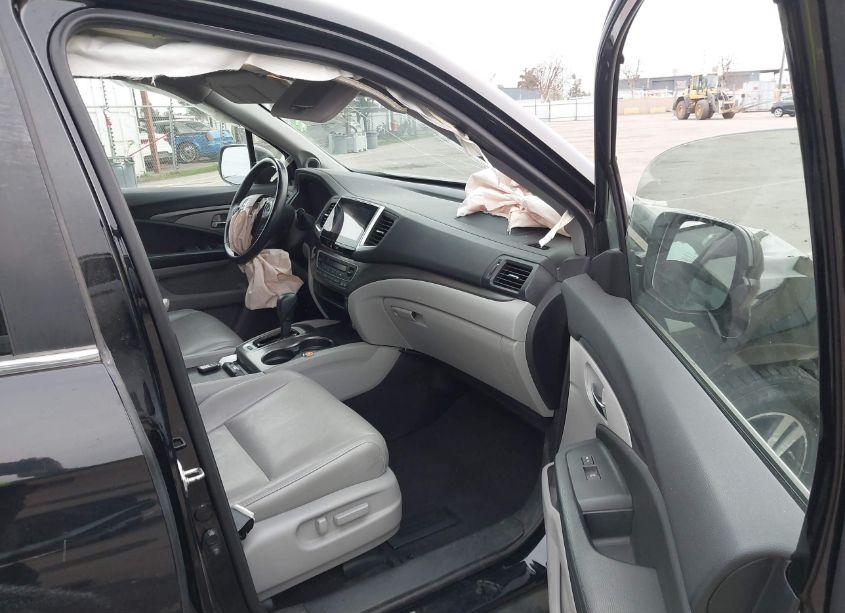 Photo 5 of 2017 Honda Pilot EX-L (VIN 5FNYF6H64HB006006)