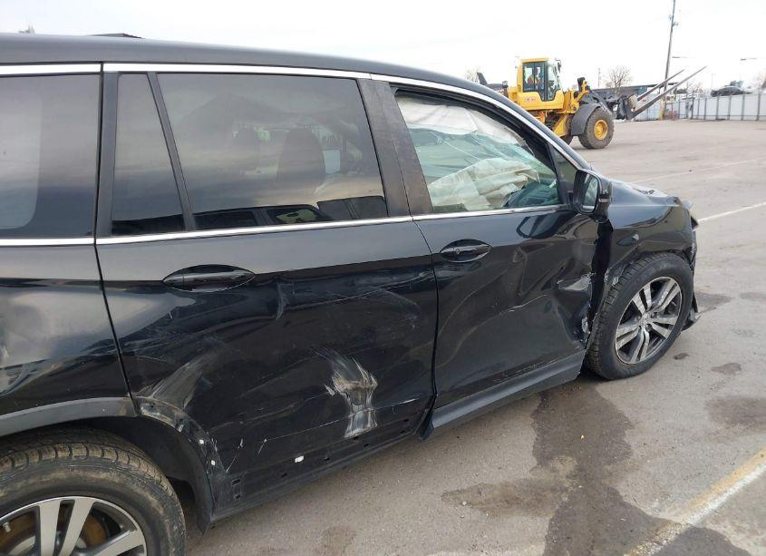 Photo 6 of 2017 Honda Pilot EX-L (VIN 5FNYF6H64HB006006)