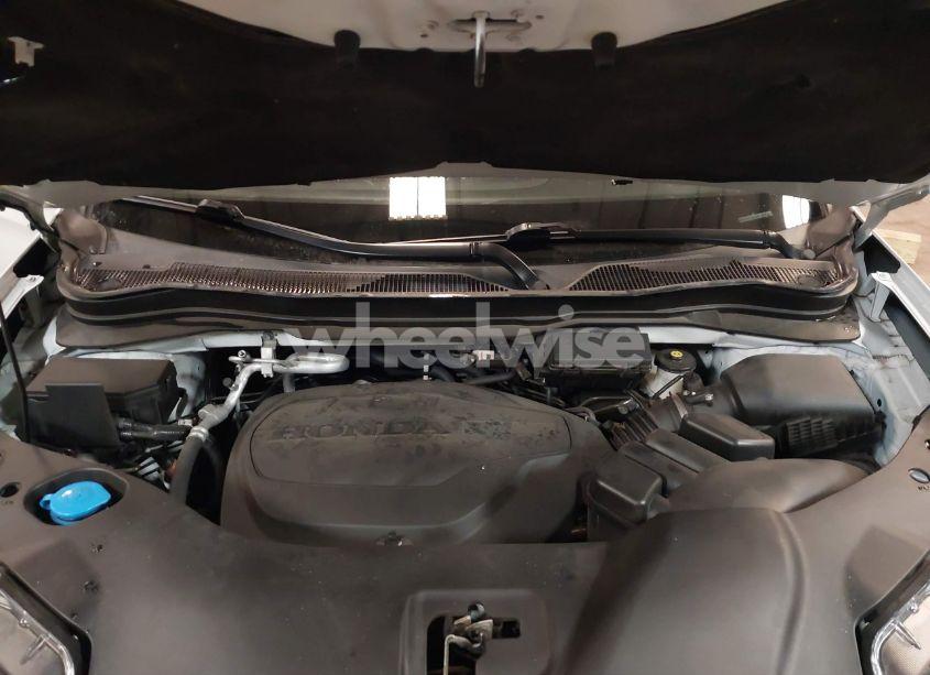 Photo 10 of 2021 Honda Pilot AWD TOURING 7 PASSENGER (VIN 5FNYF6H64MB040747)