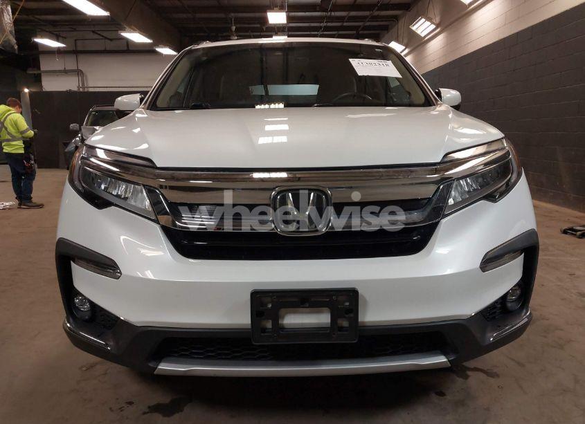 Photo 13 of 2021 Honda Pilot AWD TOURING 7 PASSENGER (VIN 5FNYF6H64MB040747)