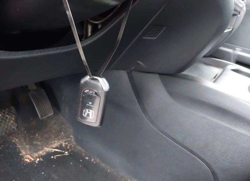 Photo 11 of 2016 Honda Pilot EX-L (VIN 5FNYF6H65GB110549)