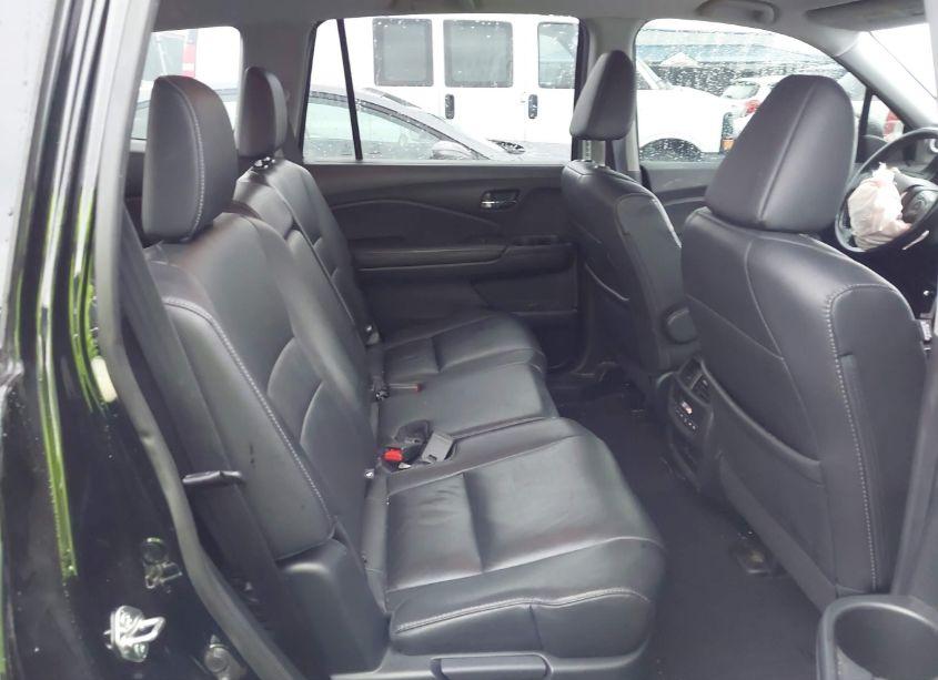 Photo 8 of 2016 Honda Pilot EX-L (VIN 5FNYF6H65GB110549)