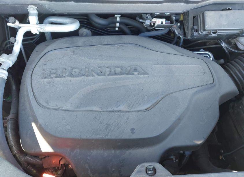 Photo 10 of 2021 Honda Pilot AWD TOURING 7 PASSENGER (VIN 5FNYF6H65MB075541)