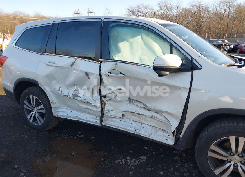 Photo 6 of 2018 Honda Pilot EX-L (VIN 5FNYF6H66JB024903)