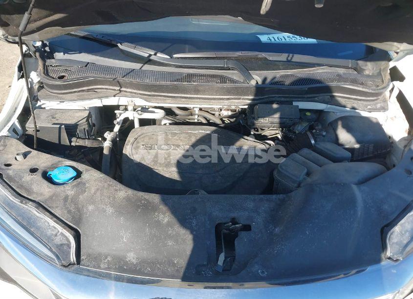 Photo 10 of 2019 Honda Pilot TOURING (VIN 5FNYF6H66KB073553)