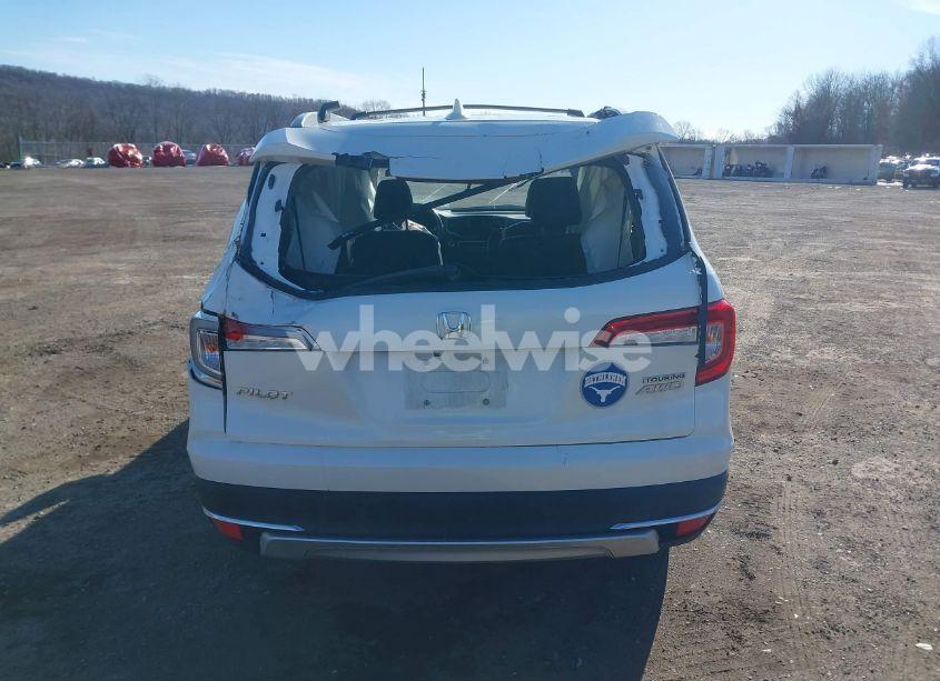 Photo 16 of 2019 Honda Pilot TOURING (VIN 5FNYF6H66KB073553)