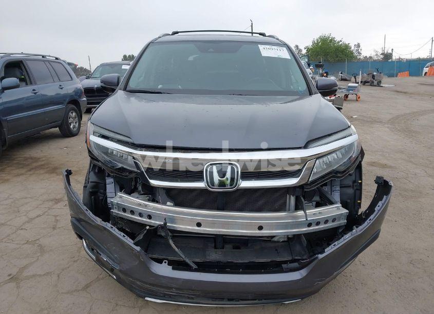 Photo 13 of 2021 Honda Pilot AWD TOURING 7 PASSENGER (VIN 5FNYF6H66MB045819)