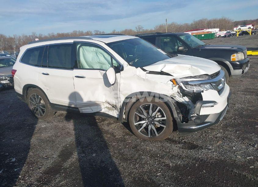 Photo 13 of 2020 Honda Pilot AWD TOURING 7 PASSENGER (VIN 5FNYF6H67LB017347)