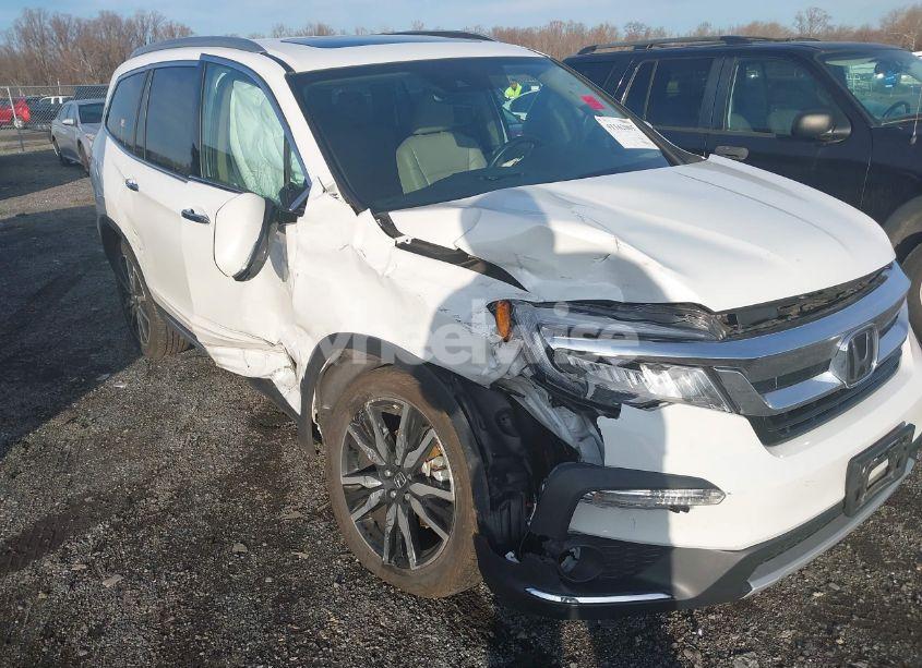 Photo 6 of 2020 Honda Pilot AWD TOURING 7 PASSENGER (VIN 5FNYF6H67LB017347)