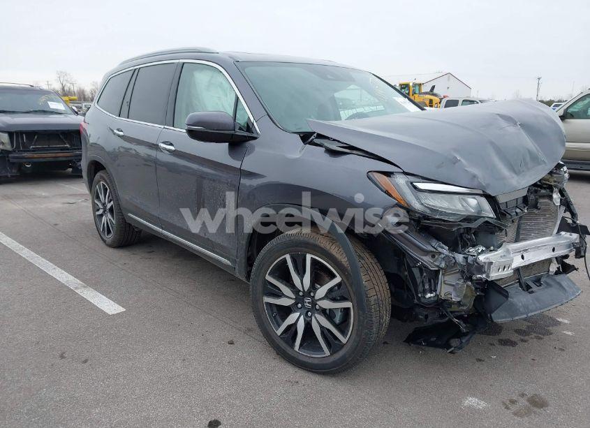 2021 Honda Pilot AWD TOURING 7 PASSENGER (VIN 5FNYF6H67MB078876) main photo