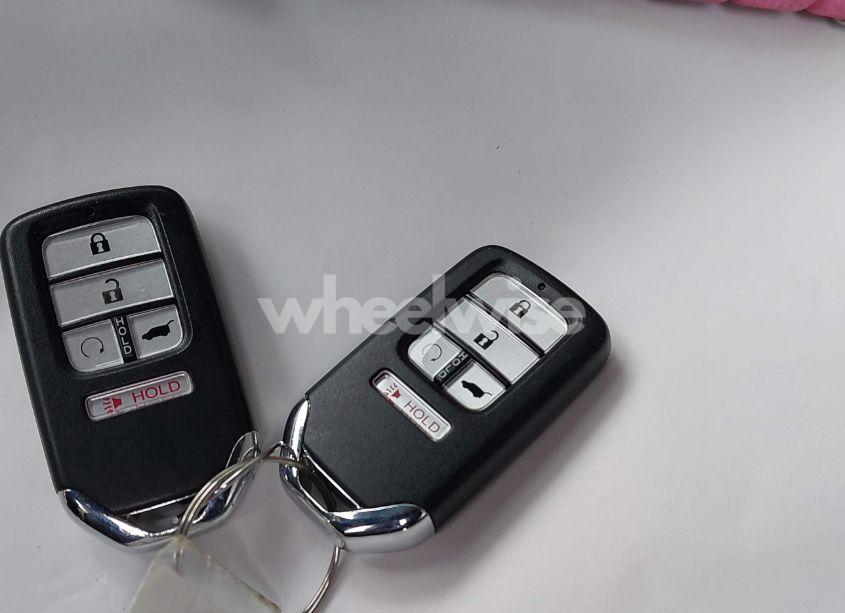 Photo 11 of 2021 Honda Pilot AWD TOURING 7 PASSENGER (VIN 5FNYF6H67MB078876)