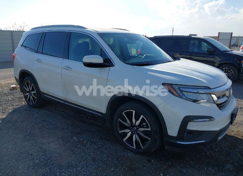 2022 Honda Pilot AWD TOURING 7 PASSENGER (VIN 5FNYF6H67NB017660) main photo