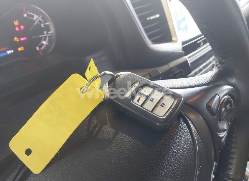 Photo 11 of 2016 Honda Pilot EX-L (VIN 5FNYF6H68GB047639)