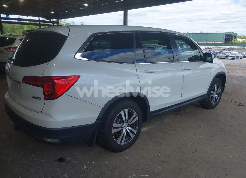 Photo 4 of 2016 Honda Pilot EX-L (VIN 5FNYF6H68GB047639)