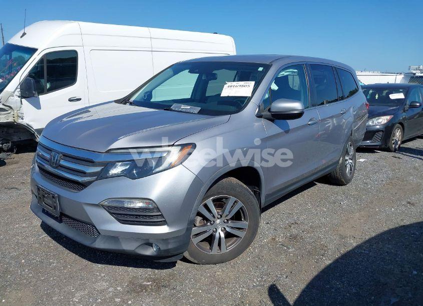 Photo 2 of 2017 Honda Pilot EX-L (VIN 5FNYF6H68HB065639)